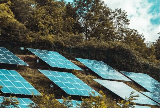 impact-investing-e1633353575604